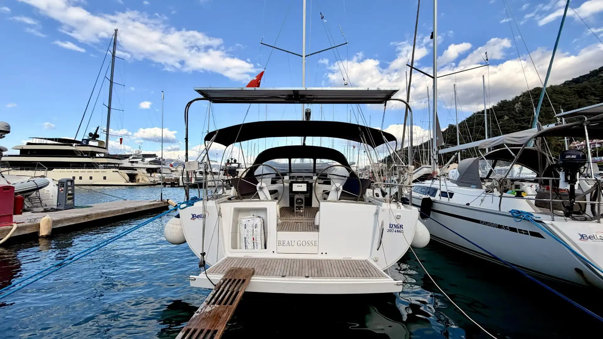 Hanse 415 BEAU GOSSE - Bella Yachting